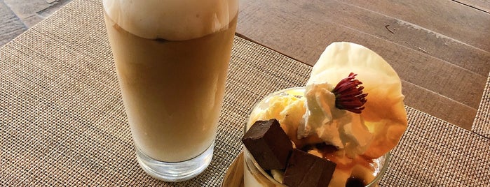 咲くカフェ is one of Atsushiさんのお気に入りスポット.