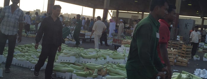 Wholesale market is one of Shopping store in Qatar.