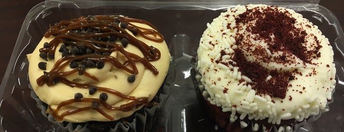Crumbs Bake Shop is one of Murray Hill / Gramercy Favorites.
