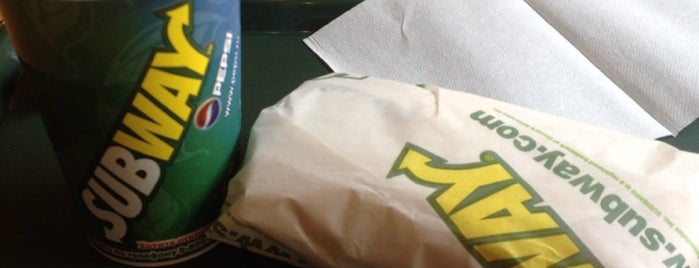 SUBWAY is one of Еда.