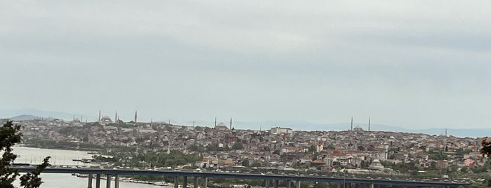 Pier Lotti is one of Стамбул.