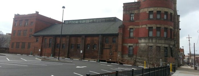 Cleveland Grays Armory Museum is one of Lieux sauvegardés par Jeiran.