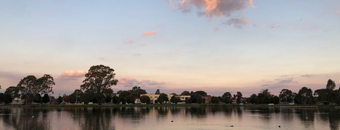 Victoria Park Lake is one of Shepparton.