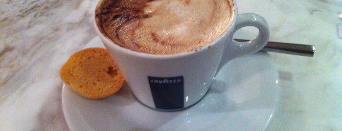 Coffee Lounge @ Novotel is one of Top 10 places to try this season.