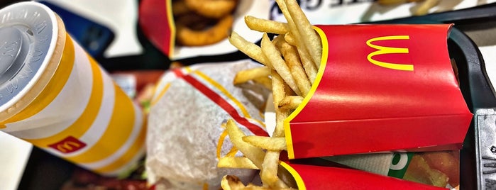 McDonald's is one of yemek yerleri.