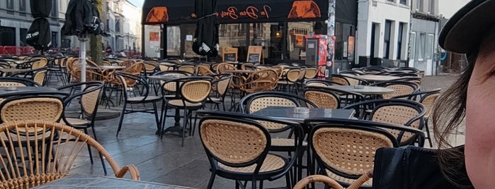 Boer Van Tienen is one of Cafés in 't Stad.