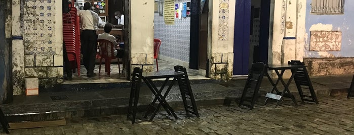 Bar Cruz do Pascoal is one of Must go places in Salvador.