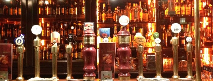 Le Malvern Pub is one of Un flot de souvenirs.