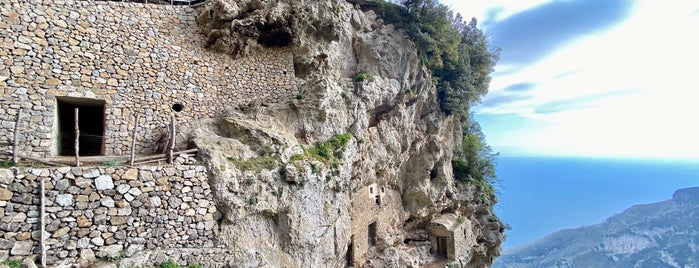 Sentiero degli Dei is one of Posti salvati di Villa Rizzo.