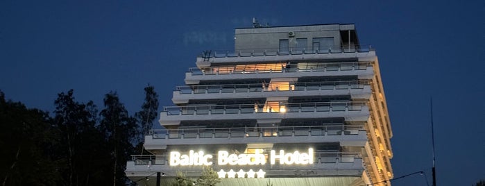 Baltic Beach Bar & Grill is one of Юрмала.