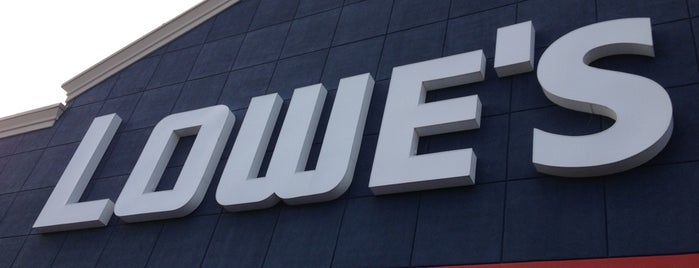 Lowe's is one of Vince 님이 좋아한 장소.