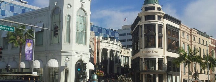 Rodeo Drive is one of Los Angeles.