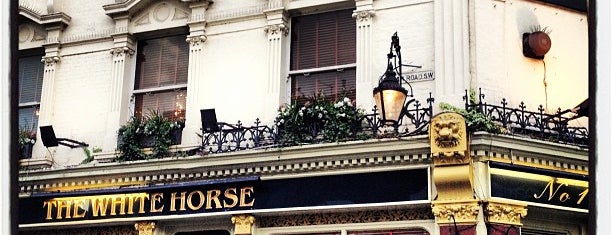 The White Horse is one of Mai London.