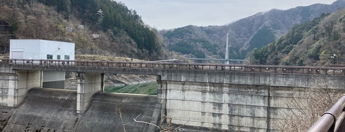 Kakkaku Dam is one of Lugares favoritos de Kotaro.