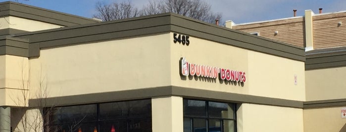 Dunkin' is one of Bagel Shops In Howard County.