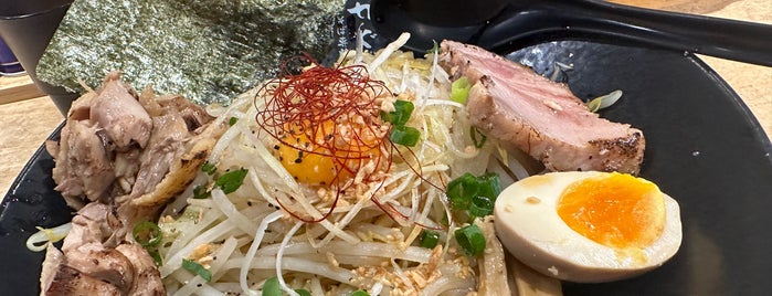 まぜそば専門 麺や かぐら is one of ２さんの保存済みスポット.