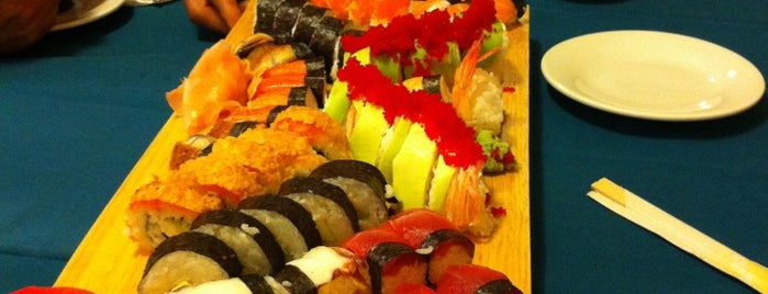 Yamato Sushi is one of Lugares favoritos de lupas.