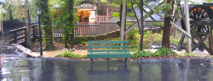 Craftman's Valley Area is one of Smokey Mountains TN to-do.