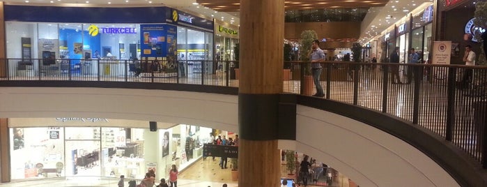 Piazza is one of ALIŞVERİŞ MERKEZLERİ / Shopping Center.