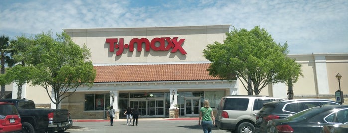 T.J. Maxx is one of San Antonio tiendas.