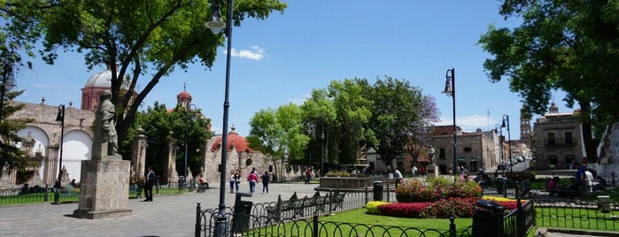 Plaza El Carmen is one of MICH.