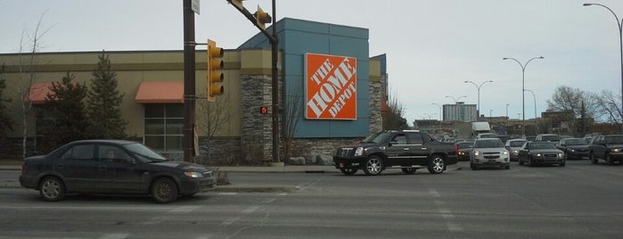 The Home Depot is one of Natzさんのお気に入りスポット.