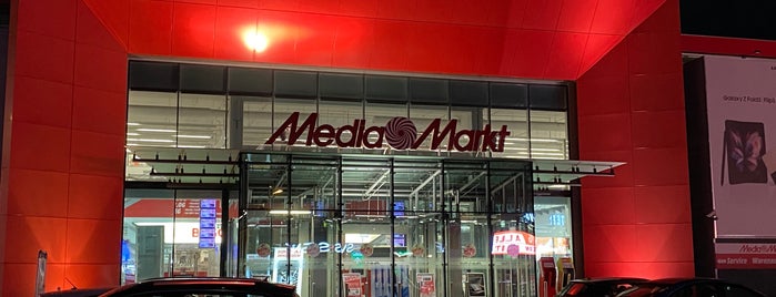 MediaMarkt is one of Computer shops.