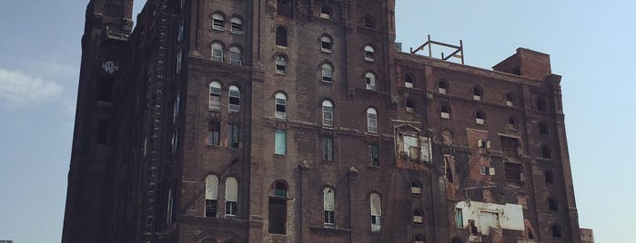 Domino Sugar Factory is one of ~*New York City*~.
