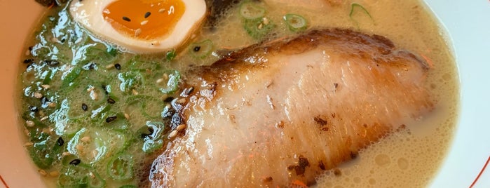 Strings Ramen Shop Lakeview is one of Kaleigh's Saved Places.