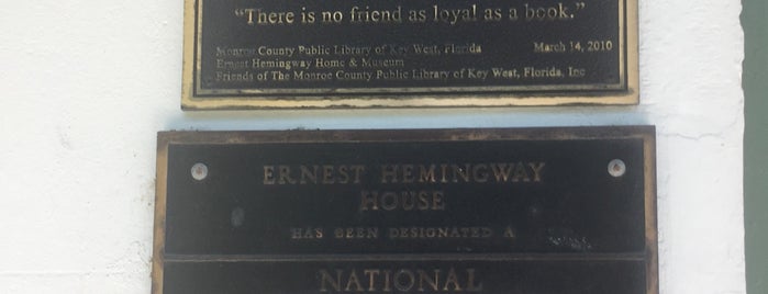 Ernest Hemingway Home & Museum is one of Lieux qui ont plu à G.