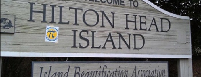 Hilton Head Island is one of Tempat yang Disukai G.