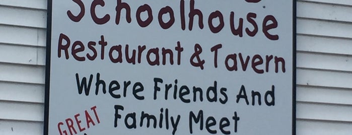 Olde Schoolhouse Tavern & Restaurant is one of Tempat yang Disukai G.