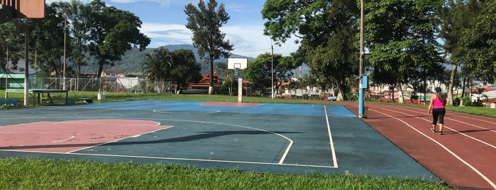 Polideportivo is one of Ejercicio.