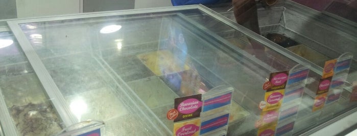 Baskin Robbins @ Central is one of BLR 3.