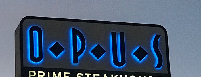 Opus Prime Steakhouse is one of Tempat yang Disimpan Laurie.
