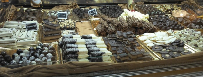 Xocolata Pirineus is one of Delicious Barcelona.