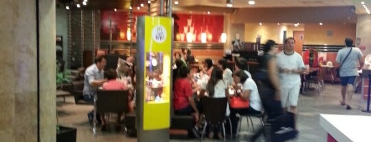 McDonald's is one of Tempat yang Disukai Sole.