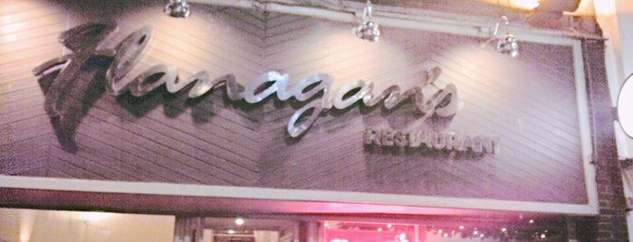 Flanagan's Restaurant is one of สถานที่ที่บันทึกไว้ของ Lisandra.
