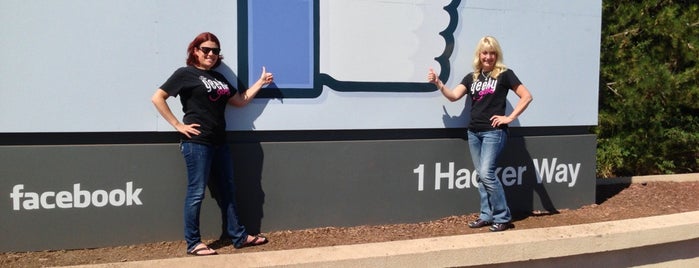 1 Hacker Way is one of Institutions in Facebook HQ.