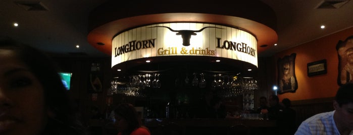 LongHorn is one of Lugares increíbles donde comer.