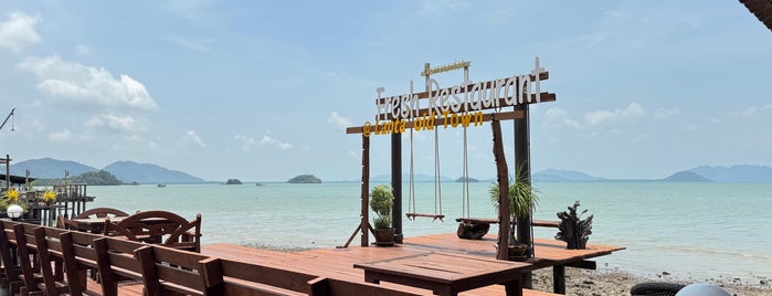 Fresh Restaurant @ Lanta Old Town is one of Top Restaurants in Ko Lanta.