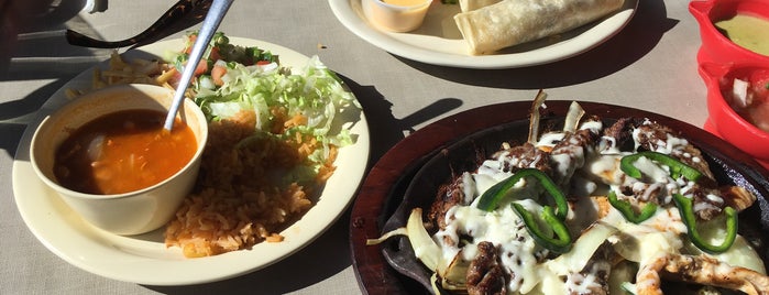 Taqueria Arandas is one of places to eat lunch or dinner near by.