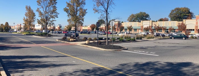 The Shoppes at Cinnaminson is one of needs correction.