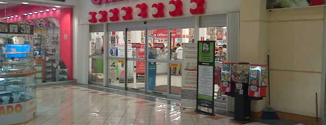 Office Depot is one of Xzitさんのお気に入りスポット.