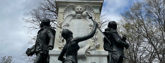 Marquis de Lafayette Monument is one of DC Monuments.