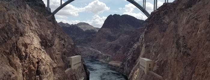 Hoover Dam is one of Робертさんのお気に入りスポット.