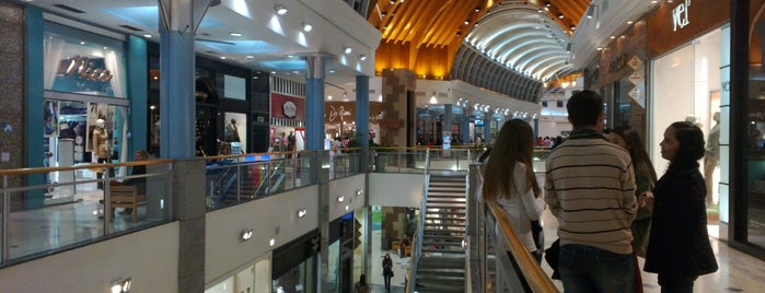 Shopping del Sol is one of favoritos.