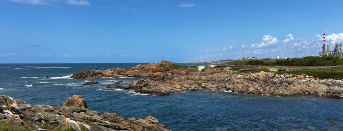 Praia Azul is one of PORTO.