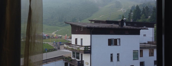 Dolomiti Chalet Family Hotel is one of Hotel, B&B e Agriturismi.