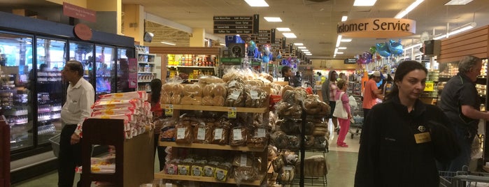 Waldbaum's is one of Grocery.